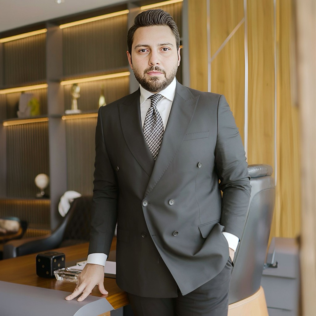 Hüseyin Soyuturk - Roca Real Estate